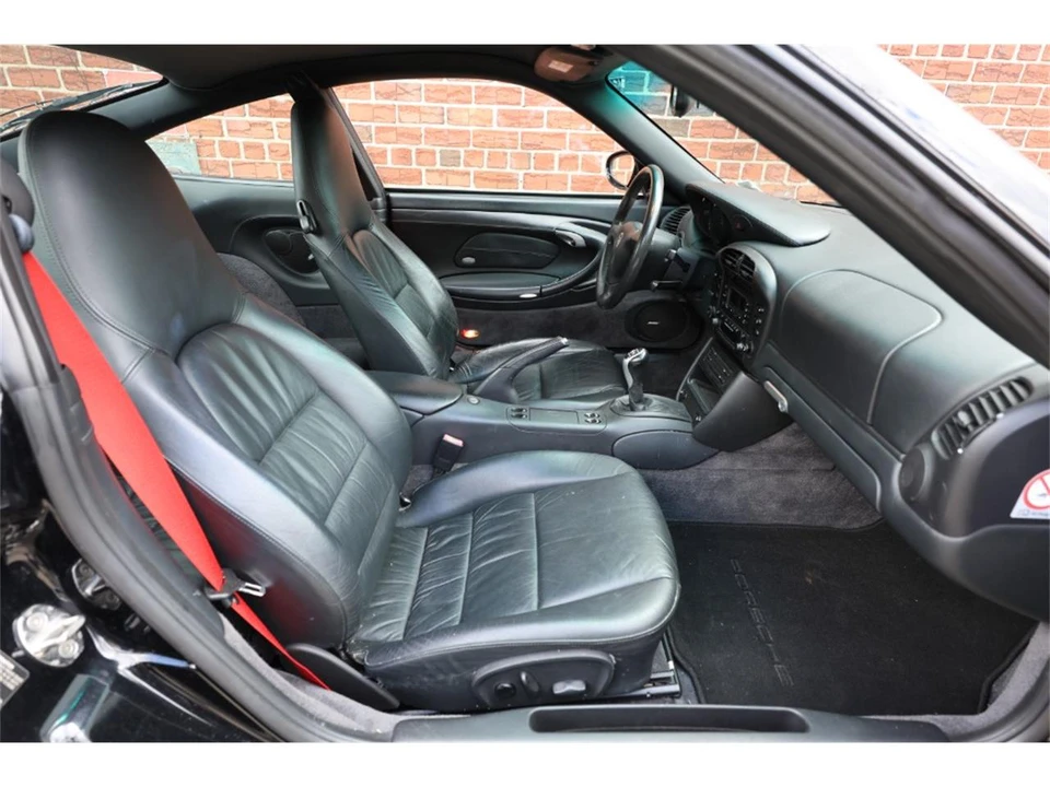 2002 Porsche 996 Carrera - Image 9 of 10