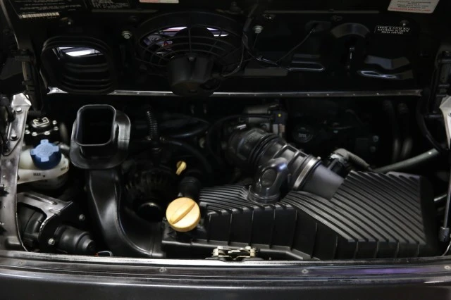 2002 Porsche 911 - Image 7 of 24