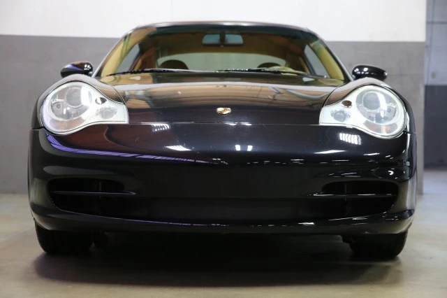 2002 Porsche 911 - Image 17 of 24