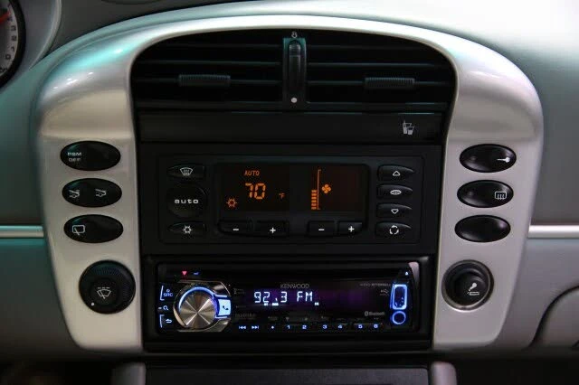2002 Porsche 996 Carrera - Image 26 of 31