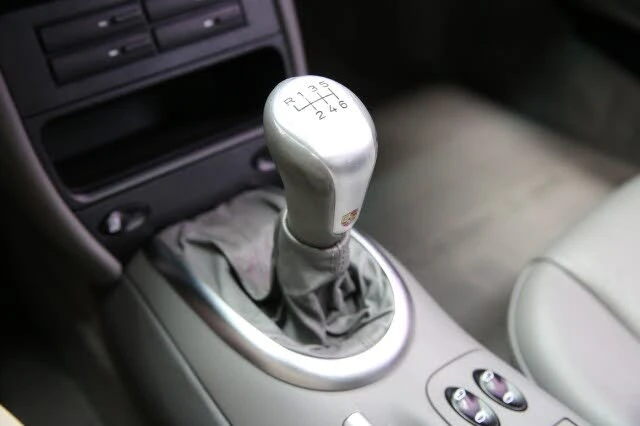 2002 Porsche 996 Carrera - Image 18 of 31