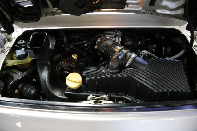 2002 Porsche 996 Carrera - Image 7 of 24