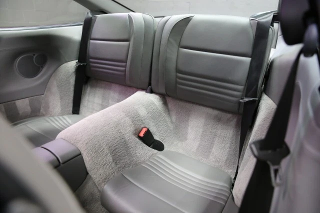 2002 Porsche 911 - Image 11 of 24