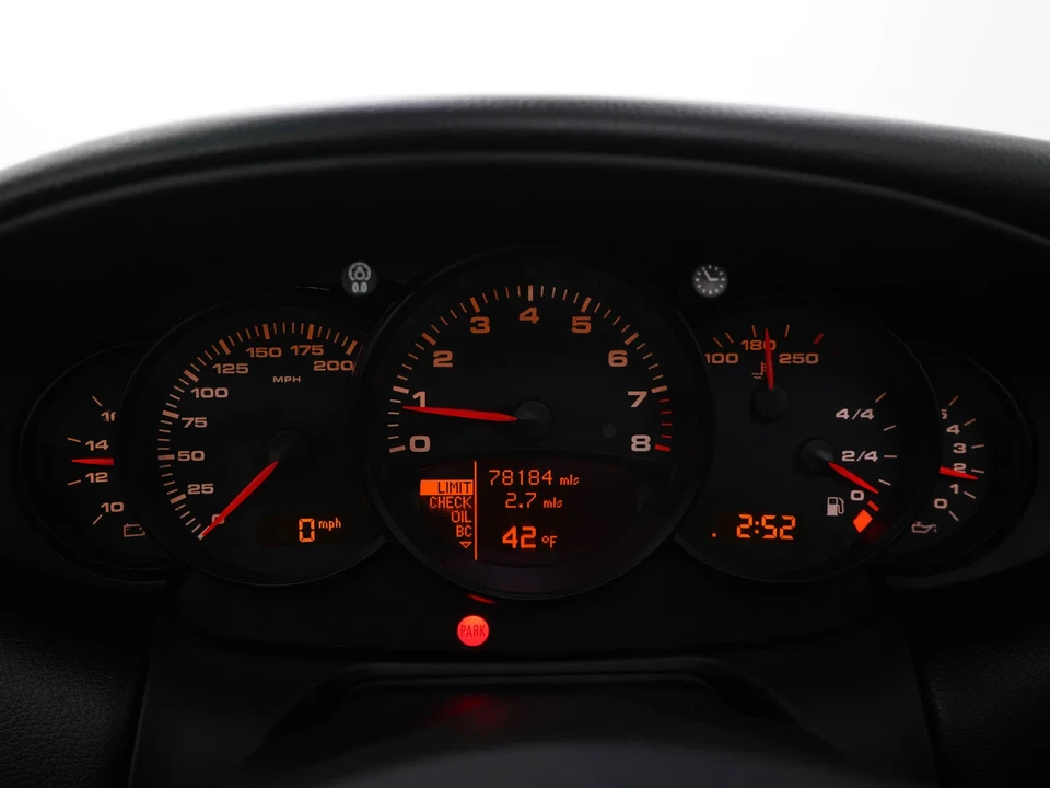 2002 Porsche 996 Carrera - Image 21 of 25