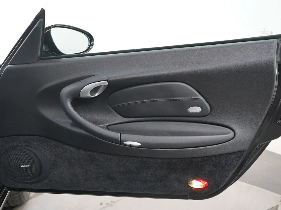 2002 Porsche 996 Carrera - Image 9 of 25