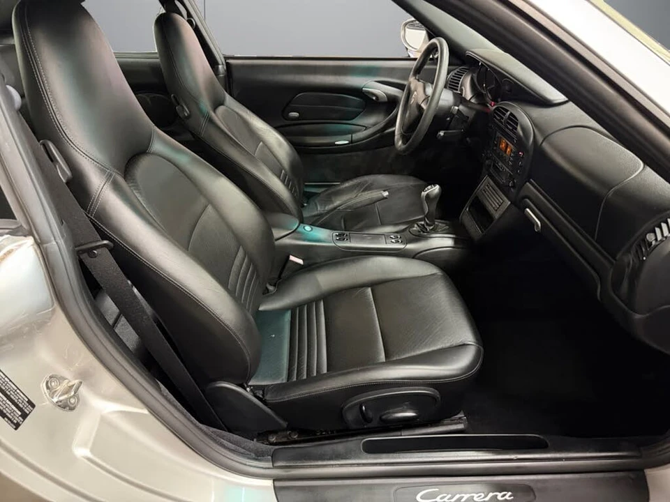 2002 Porsche 996 Carrera - Image 16 of 24