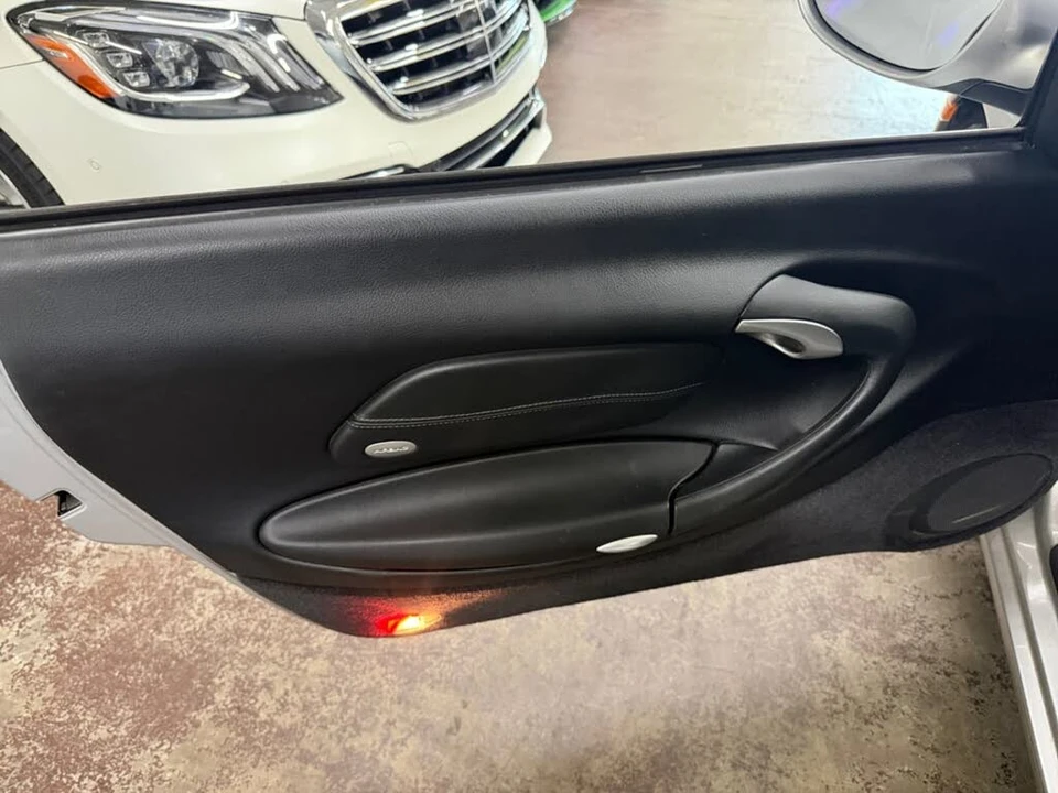 2002 Porsche 996 Carrera - Image 10 of 24