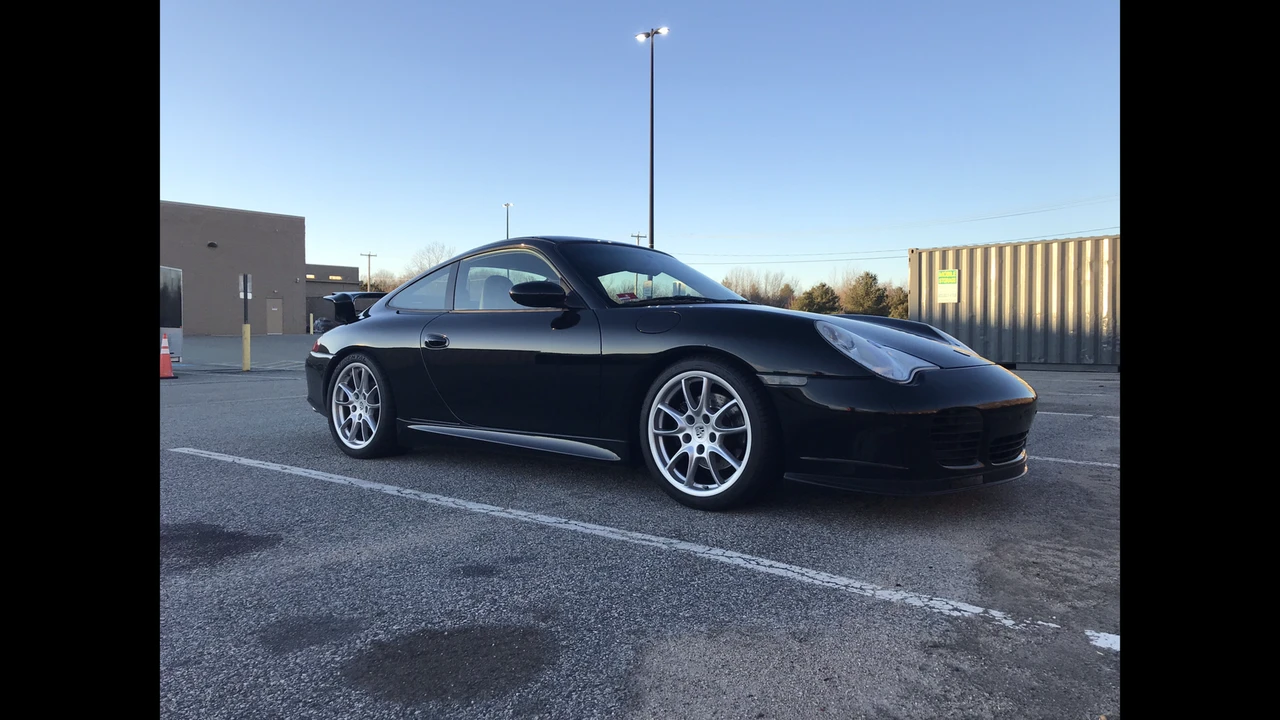 2002 Porsche 996 Carrera - Image 2 of 10