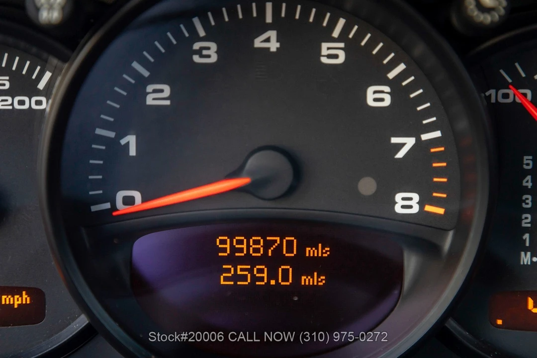 2002 Porsche 996 Carrera - Image 28 of 31