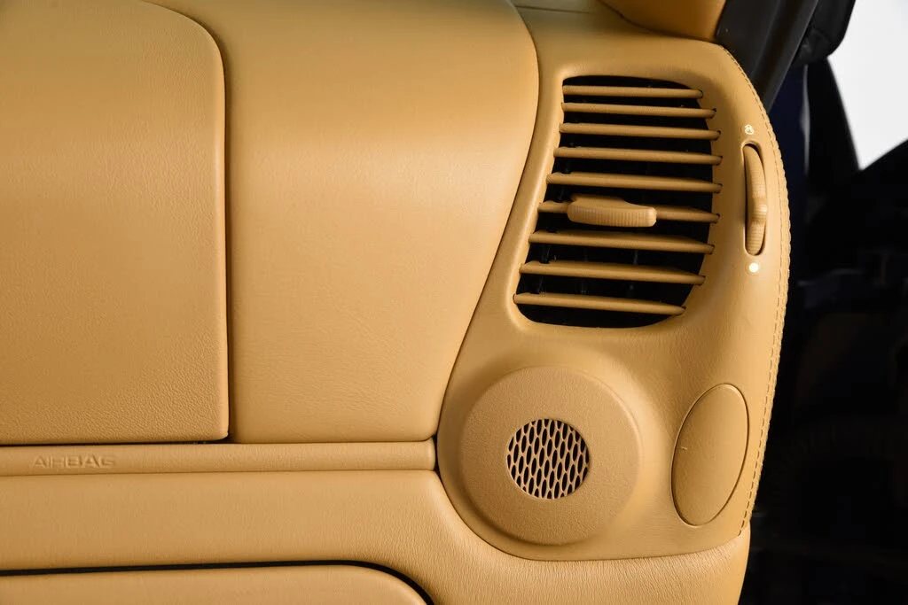 2002 Porsche 996 Carrera - Image 26 of 31