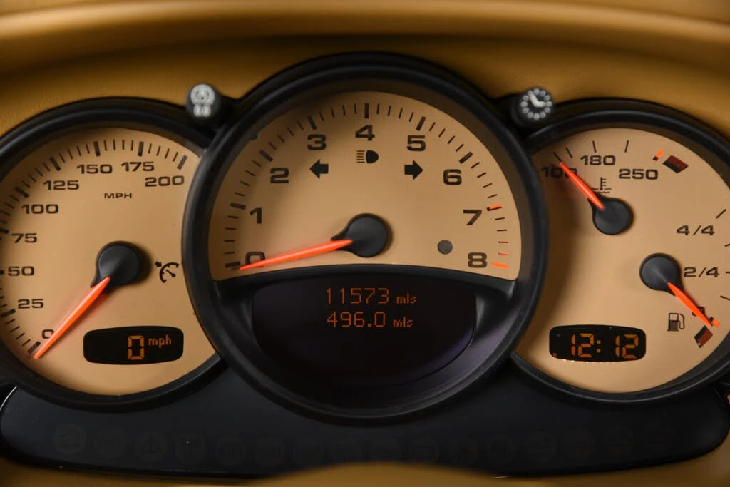 2002 Porsche 996 Carrera - Image 22 of 31