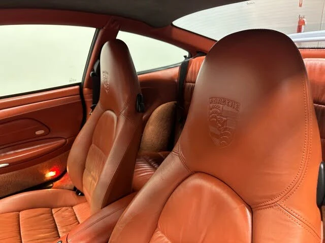 2002 Porsche 996 Carrera - Image 26 of 31