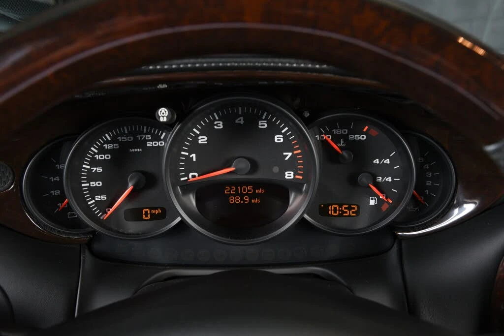 2002 Porsche 996 Carrera - Image 7 of 31