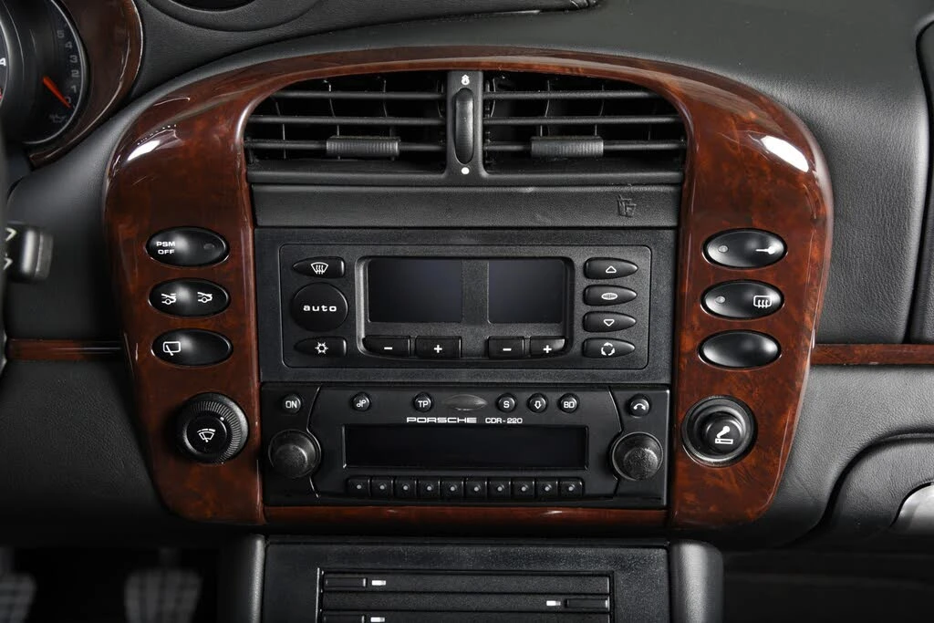 2002 Porsche 996 Carrera - Image 24 of 31