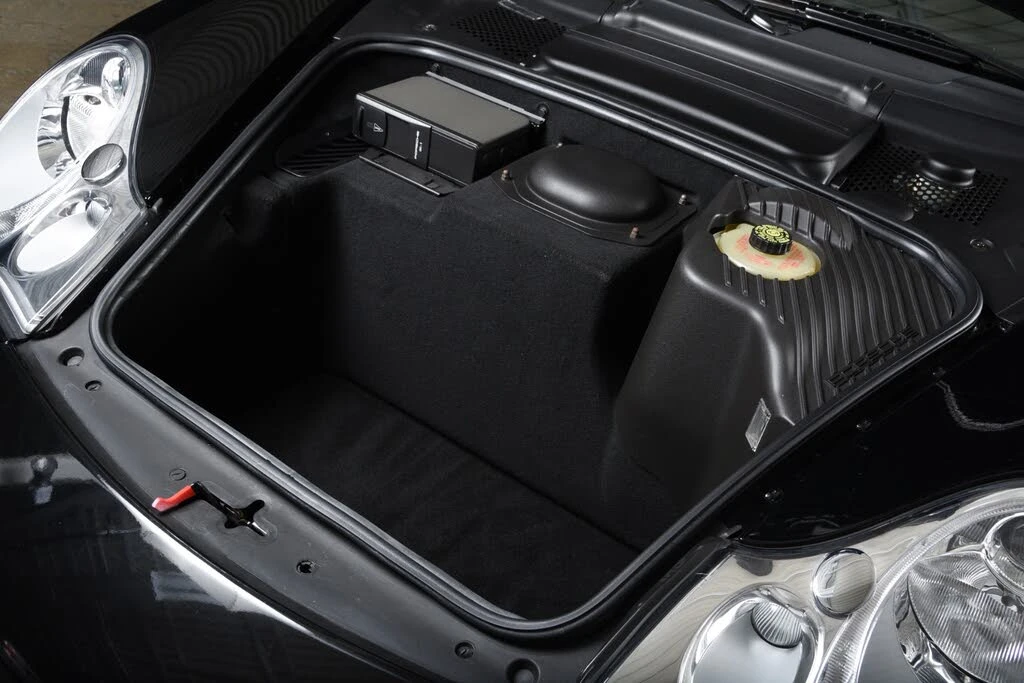 2002 Porsche 996 Carrera - Image 10 of 31
