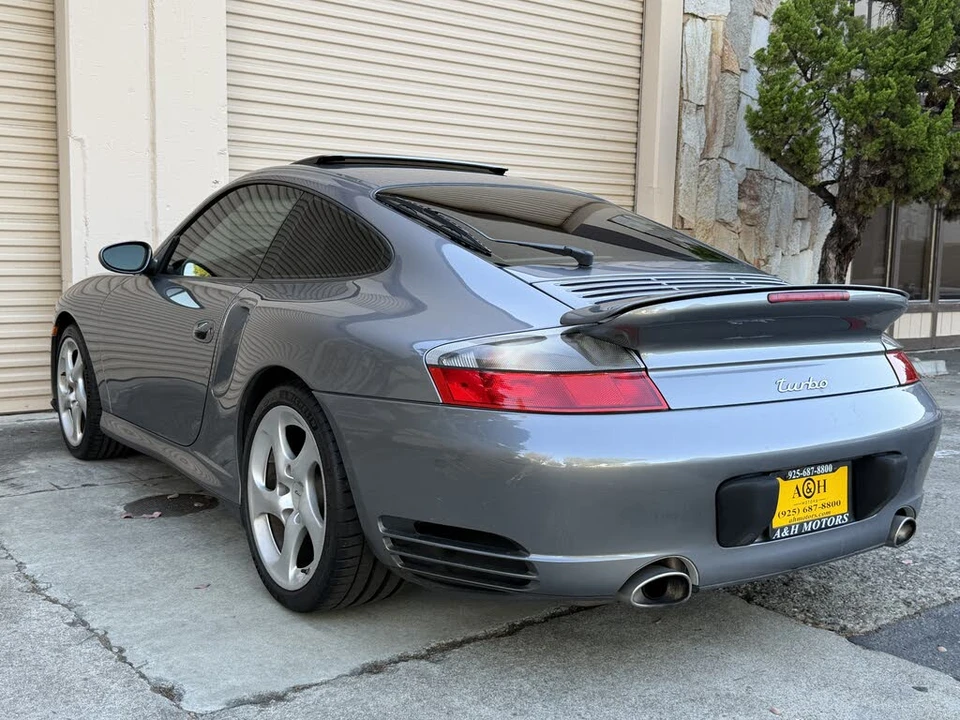 2002 Porsche 996 Carrera - Image 2 of 17