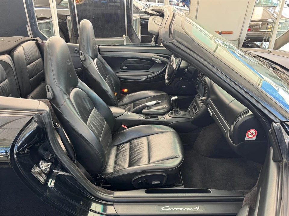 2002 Porsche 996 Carrera - Image 11 of 31