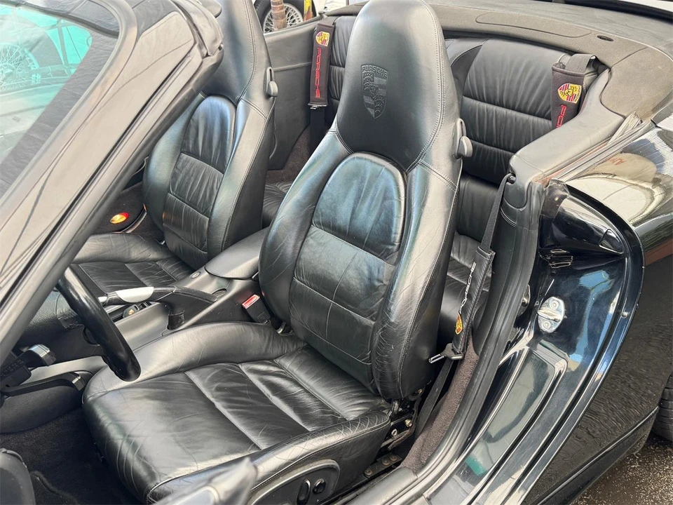 2002 Porsche 996 Carrera - Image 18 of 31