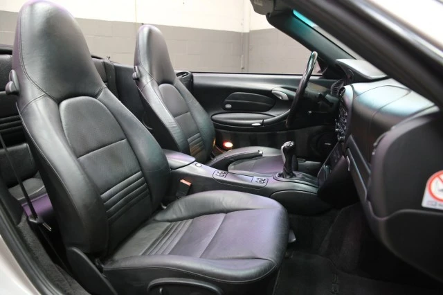 2002 Porsche 996 Carrera - Image 14 of 24
