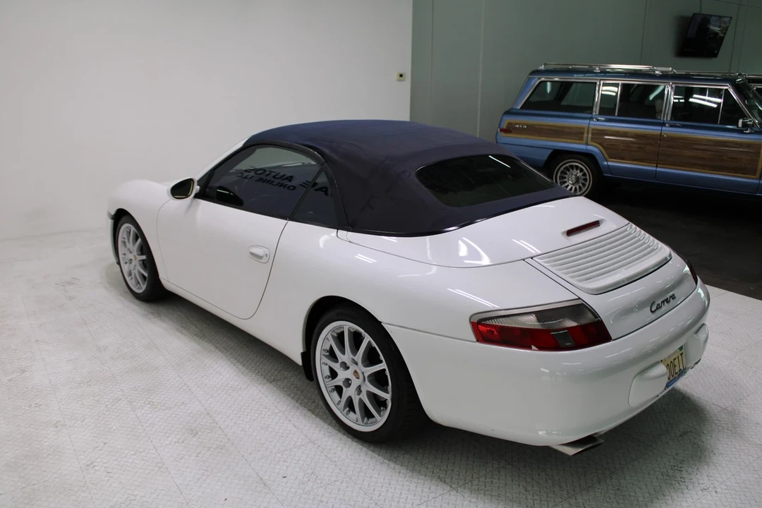 2002 Porsche 996 Carrera - Image 12 of 21