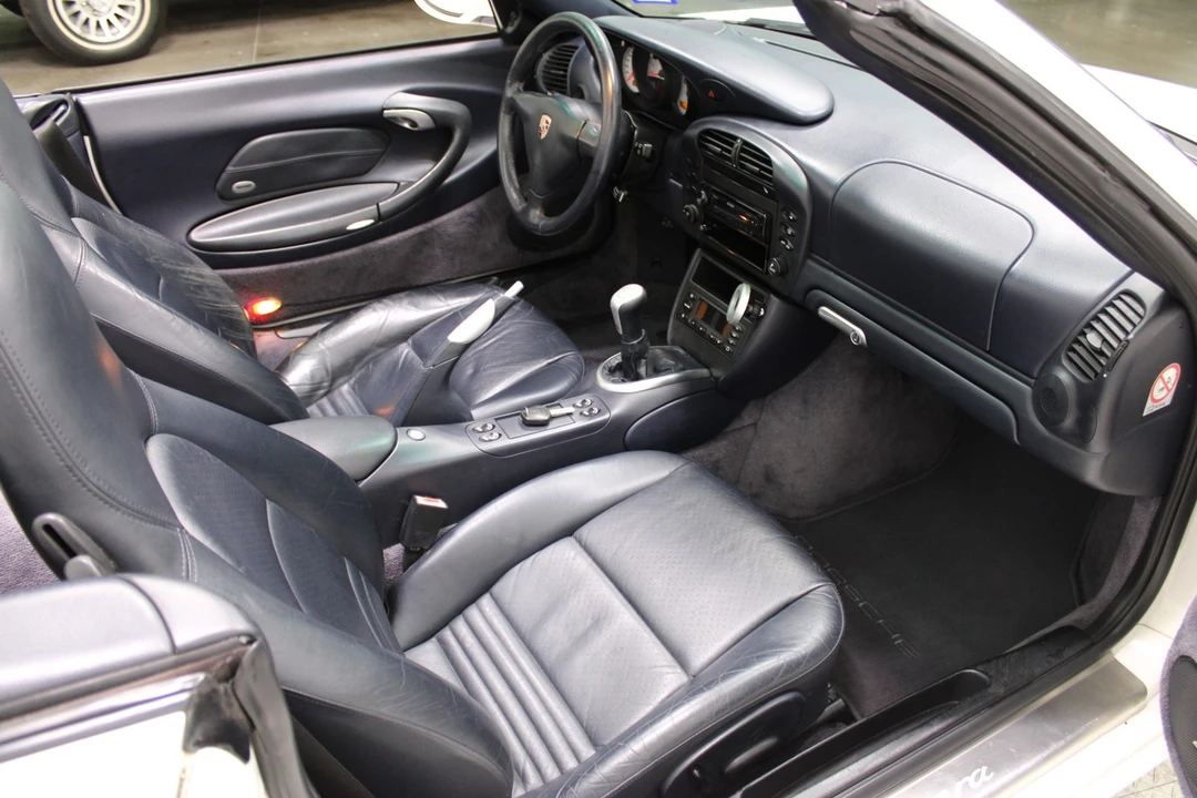 2002 Porsche 996 Carrera - Image 8 of 21