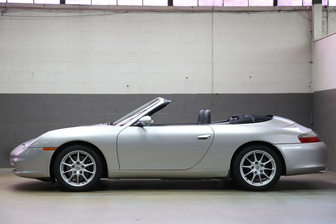 2002 Porsche 996 Carrera - Image 2 of 31