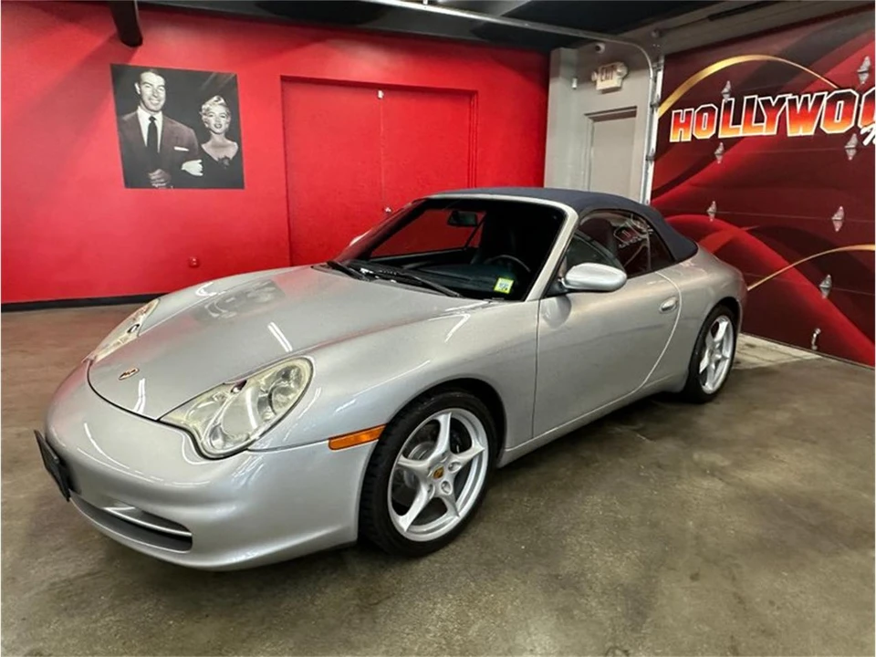 2002 Porsche 996 Carrera - Image 28 of 31