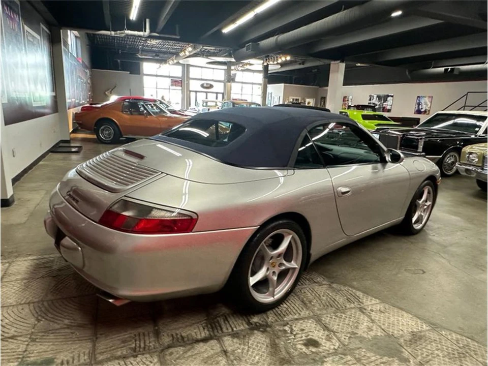 2002 Porsche 996 Carrera - Image 13 of 31