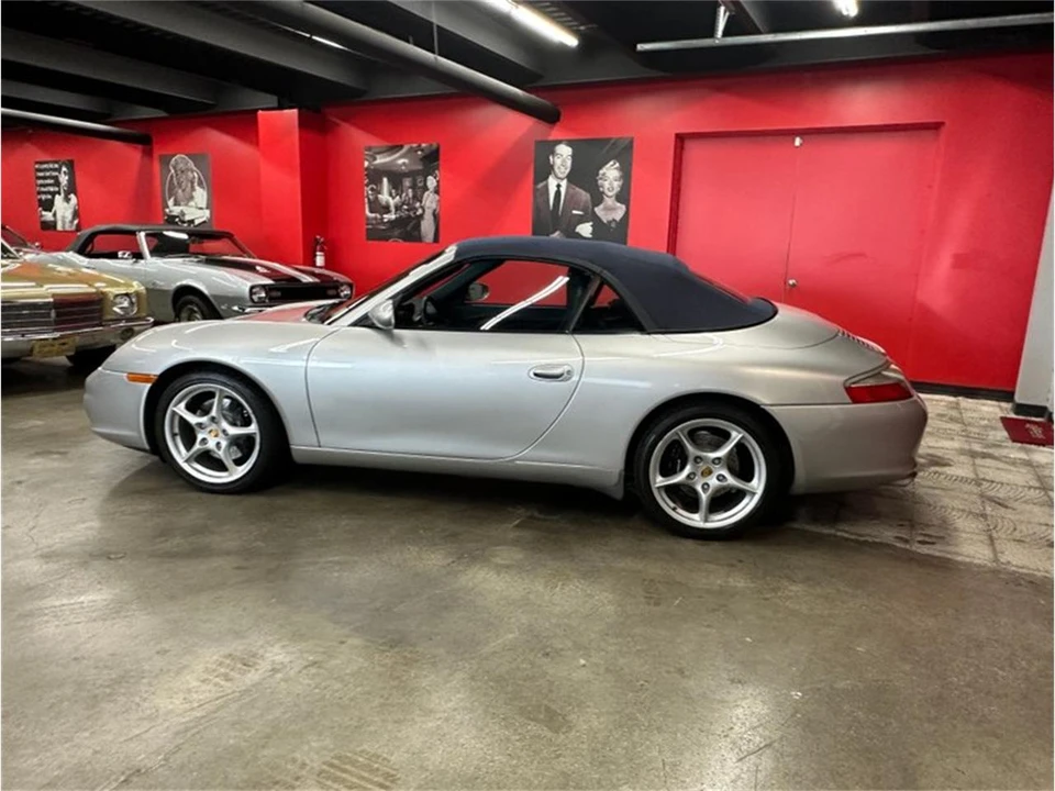 2002 Porsche 996 Carrera - Image 20 of 31