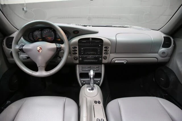 2002 Porsche 996 Carrera - Image 26 of 31