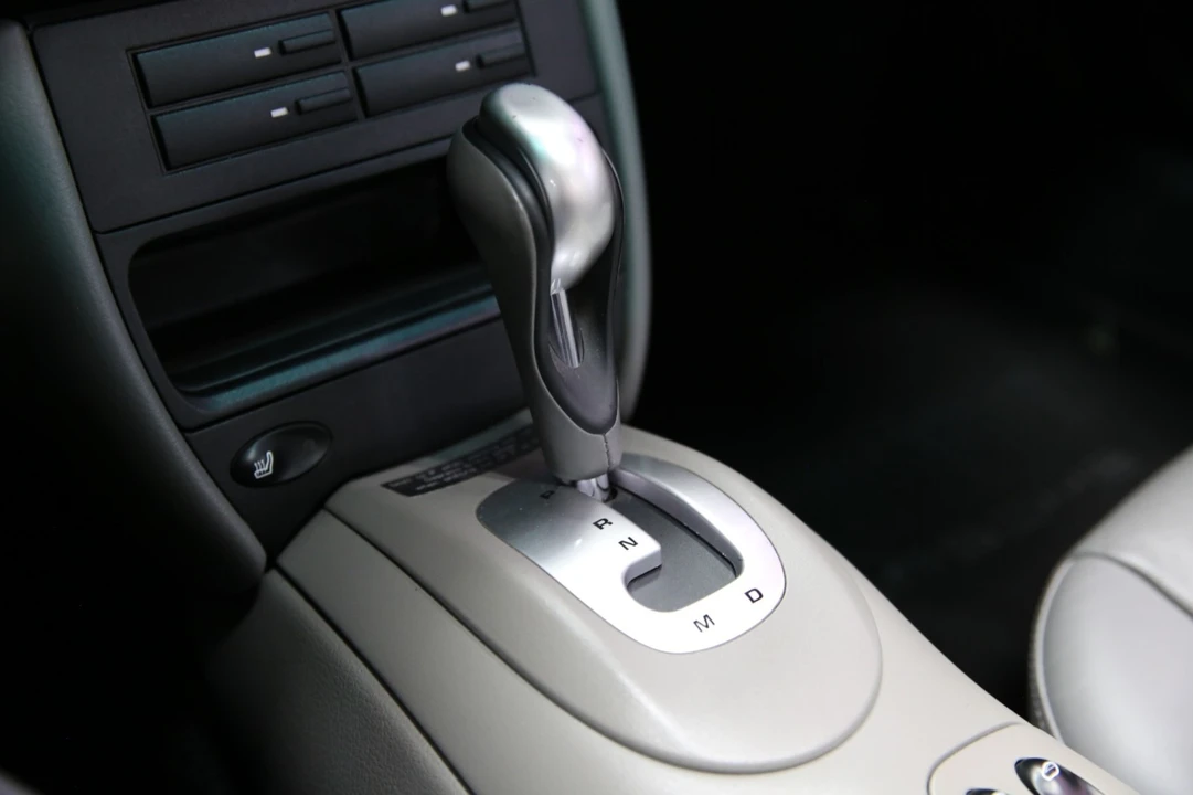 2002 Porsche 996 Carrera - Image 8 of 31