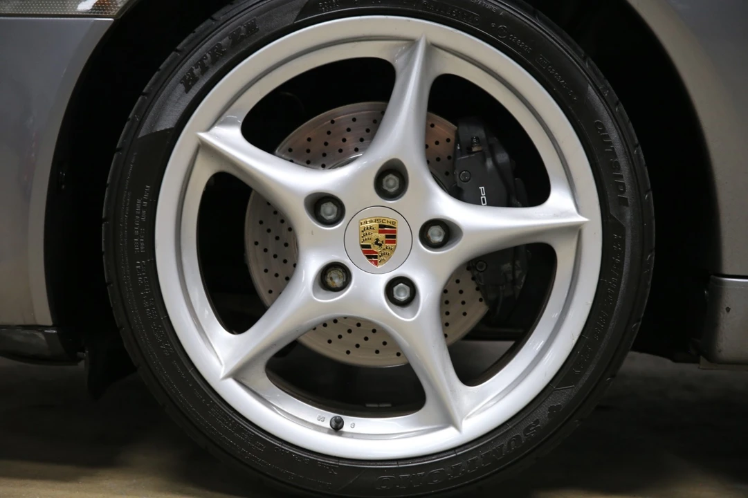 2002 Porsche 996 Carrera - Image 15 of 31