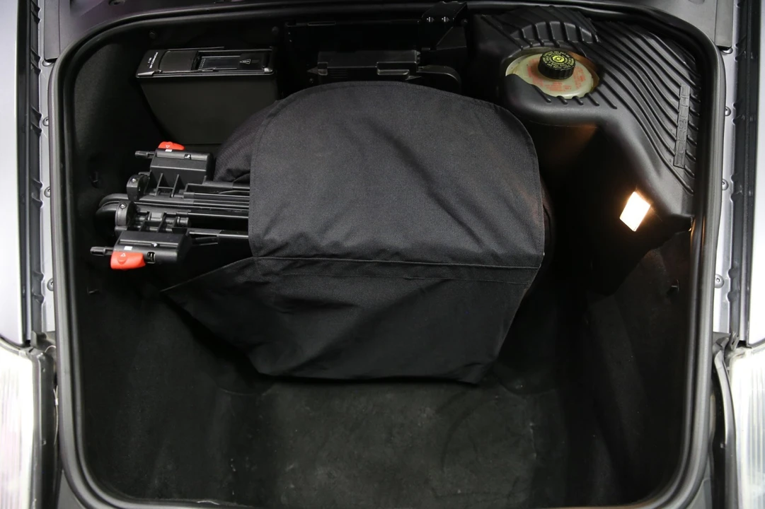 2002 Porsche 996 Carrera - Image 23 of 31