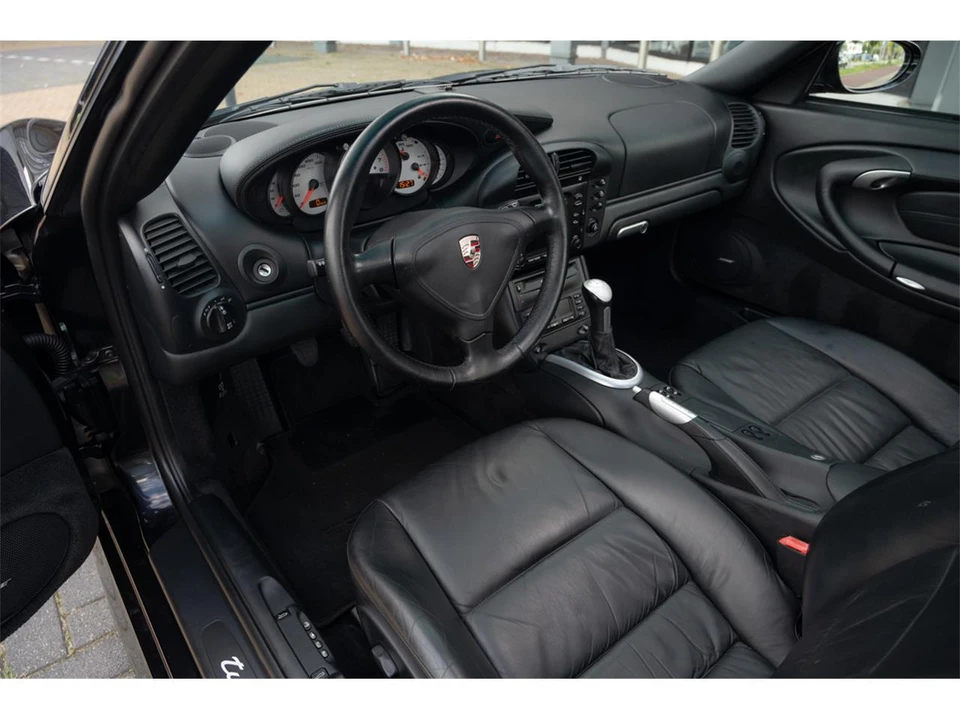 2002 Porsche 996 Carrera - Image 6 of 11