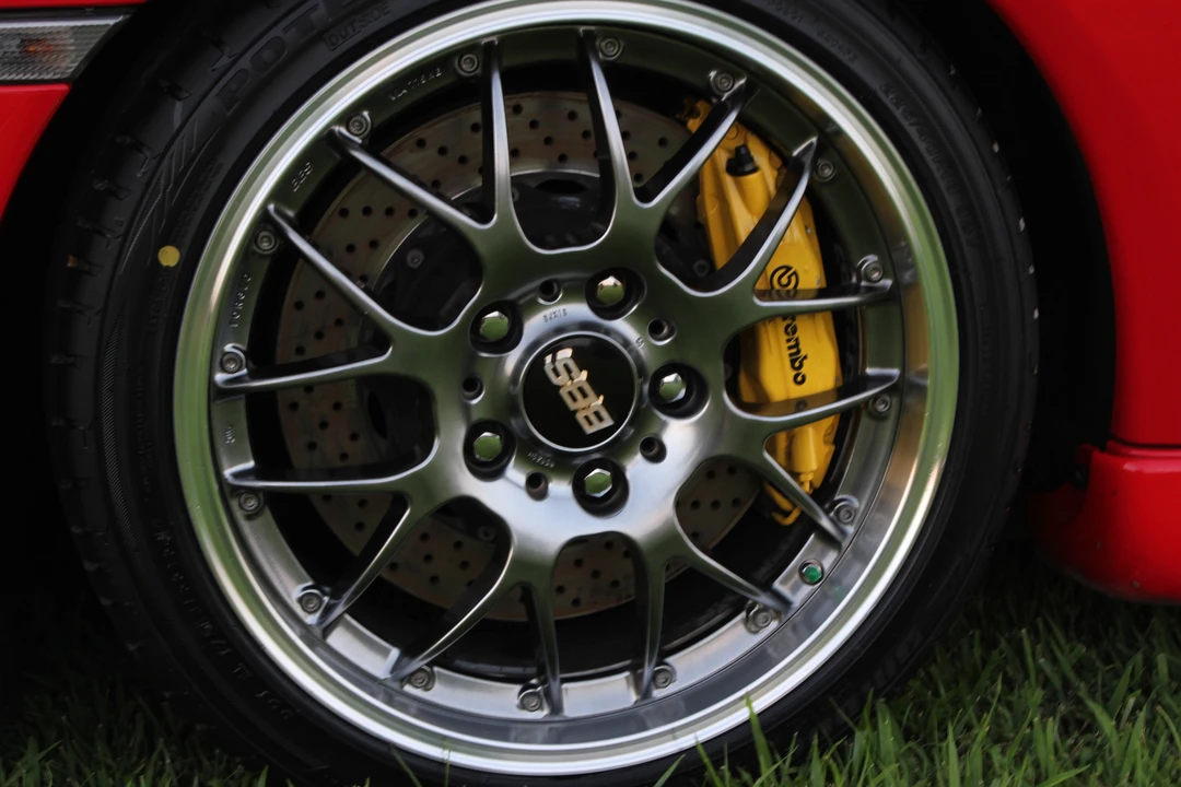 2002 Porsche 996 Carrera 4 - Image 5 of 5