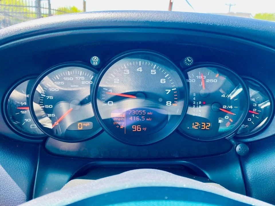 2002 Porsche 996 Carrera - Image 13 of 20