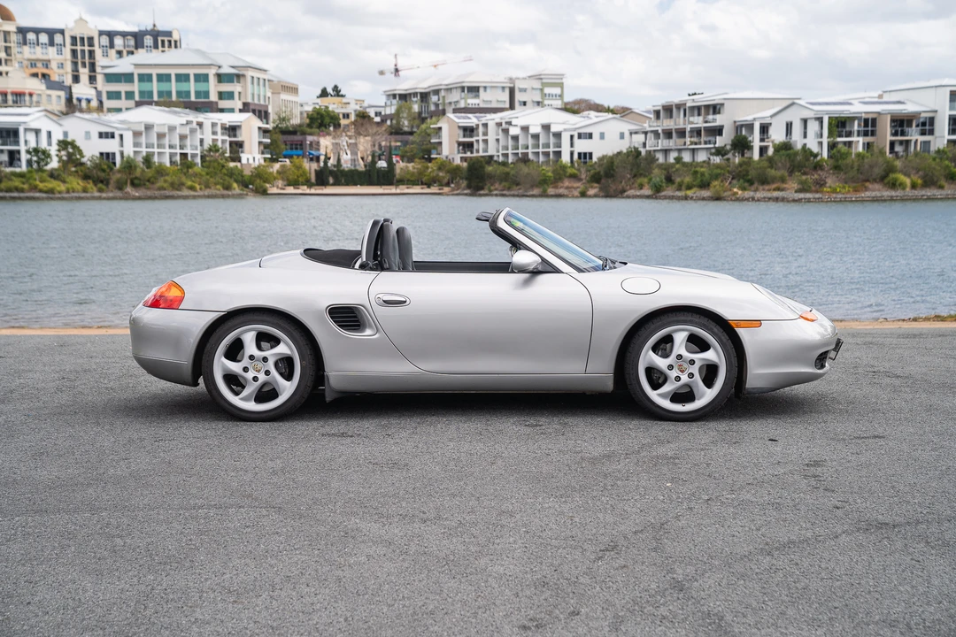 2002 Porsche 986 Boxster - Image 16 of 31