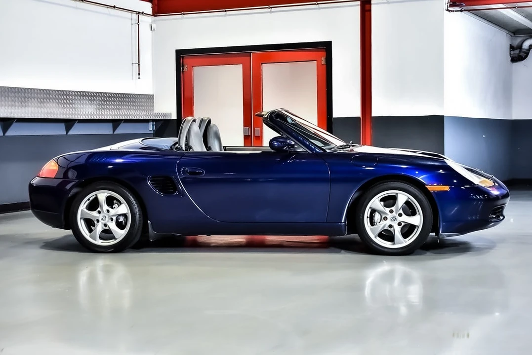 2002 Porsche 986 Boxster - Image 11 of 30