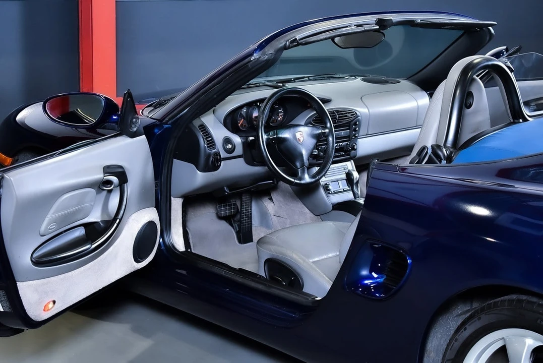 2002 Porsche 986 Boxster - Image 30 of 30