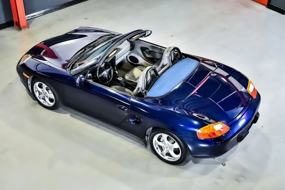 2002 Porsche 986 Boxster - Image 23 of 30