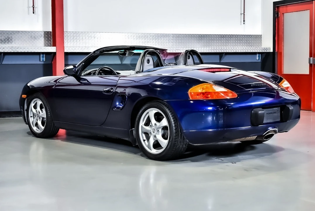 2002 Porsche 986 Boxster - Image 17 of 30