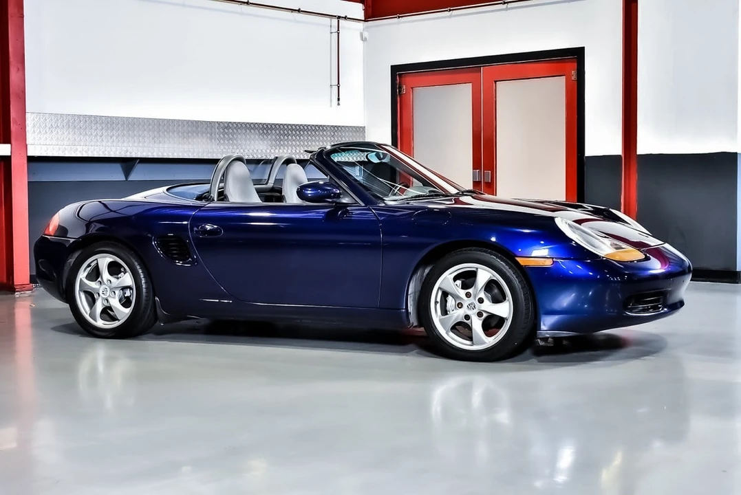 2002 Porsche 986 Boxster - Image 9 of 30