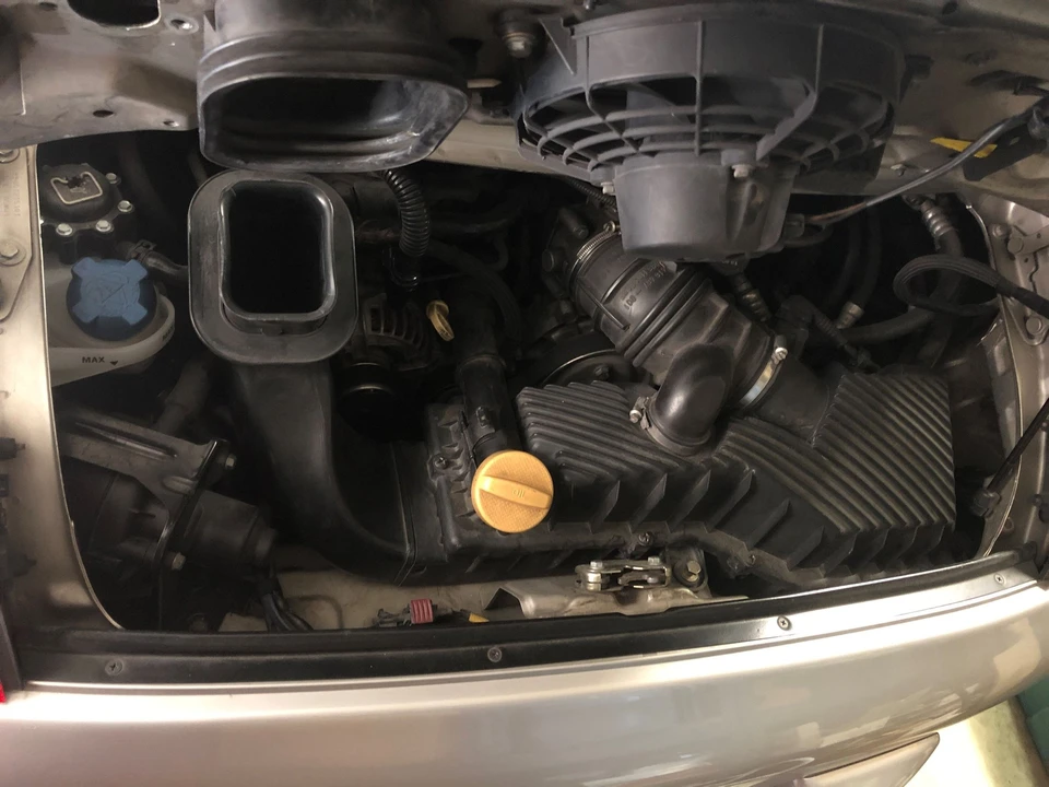 2002 Porsche 996 Carrera - Image 9 of 10
