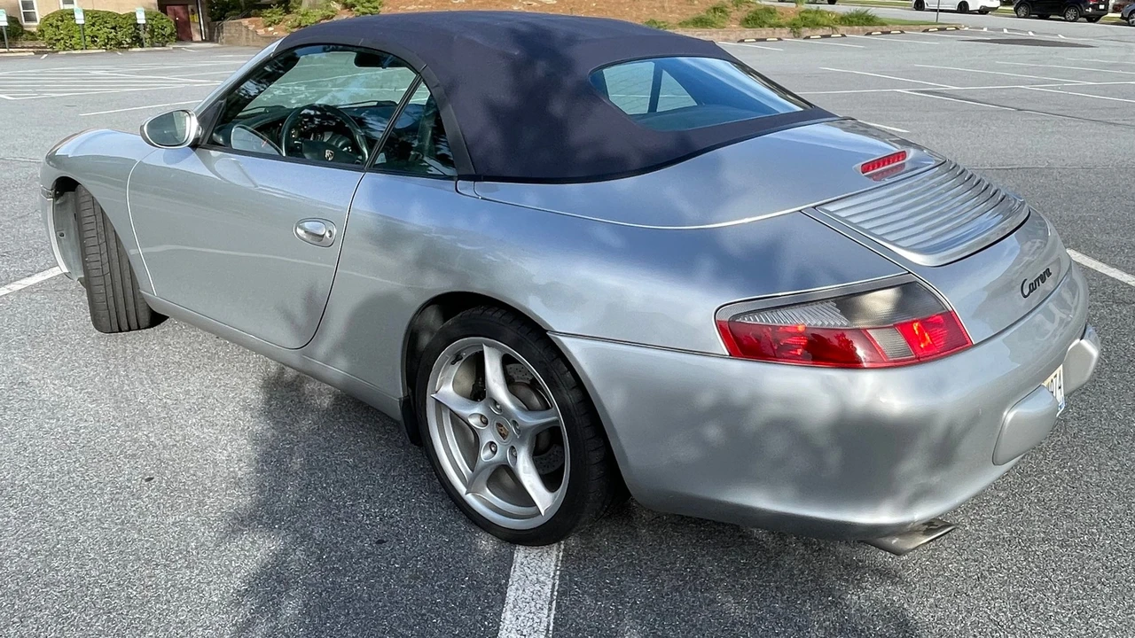 2002 Porsche 996 Carrera - Image 8 of 31