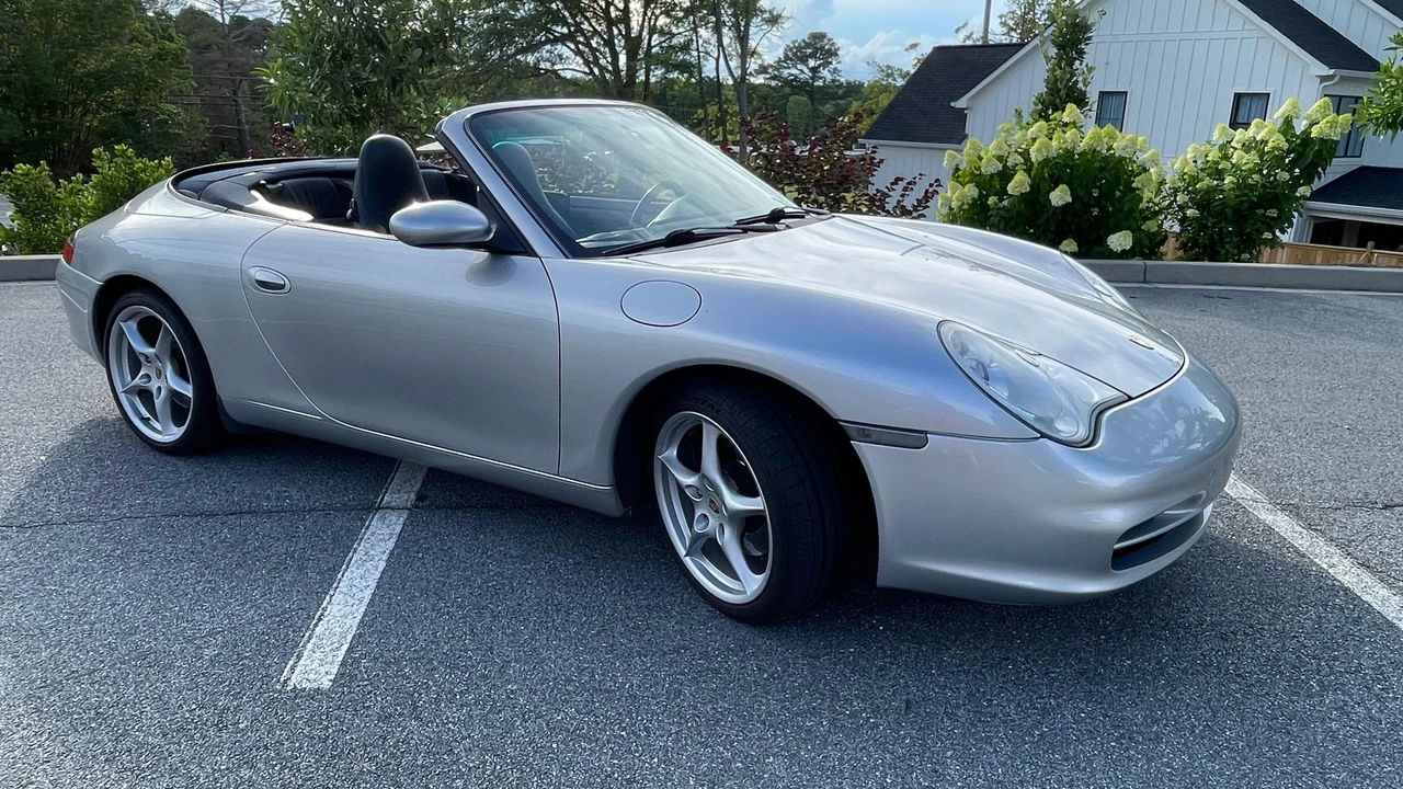2002 Porsche 996 Carrera - Image 12 of 31