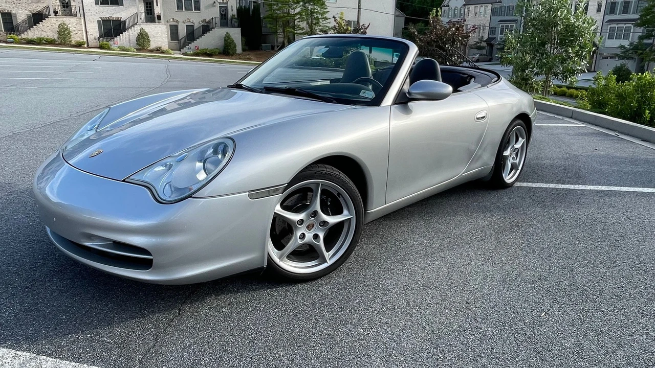 2002 Porsche 996 Carrera - Image 13 of 31