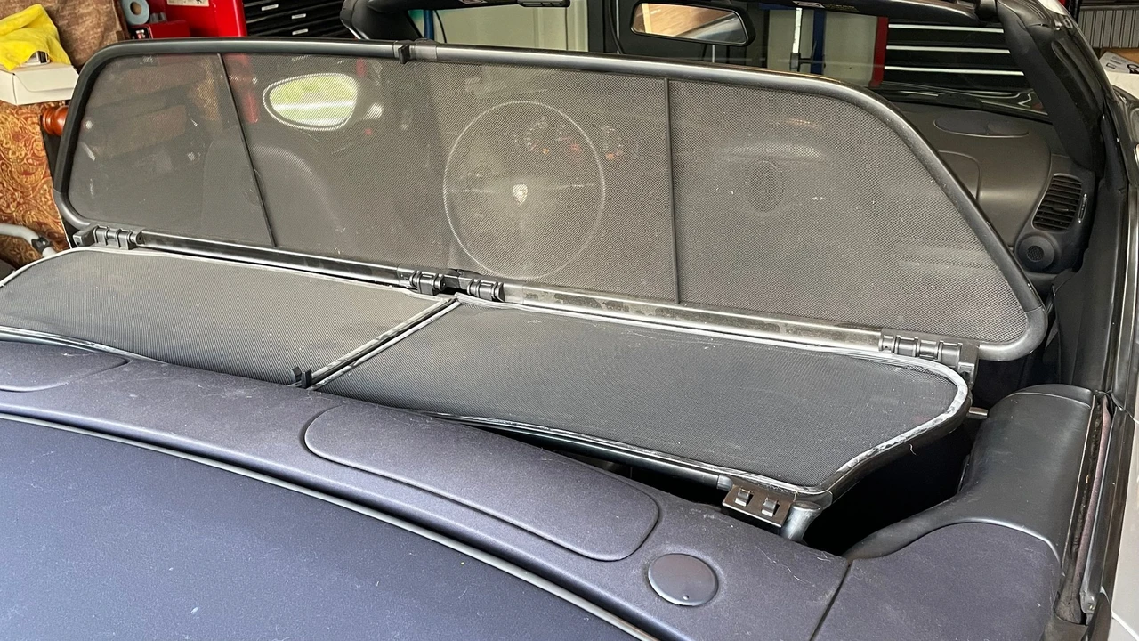 2002 Porsche 996 Carrera - Image 21 of 31