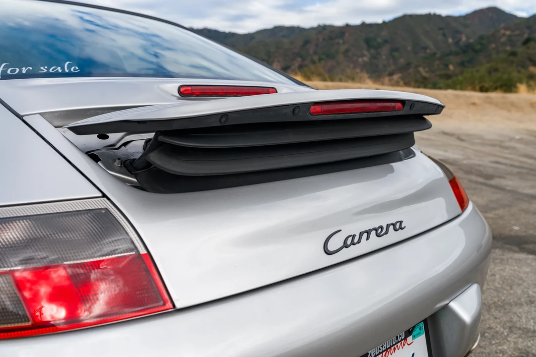 2002 Porsche 996 Carrera - Image 29 of 31