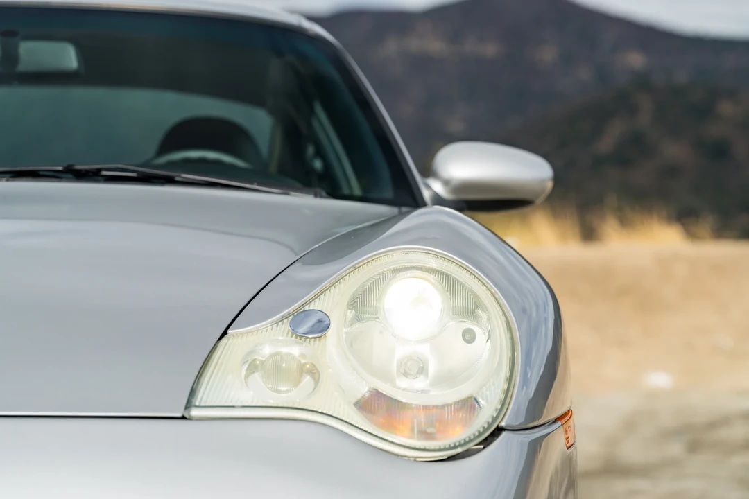 2002 Porsche 996 Carrera - Image 14 of 31