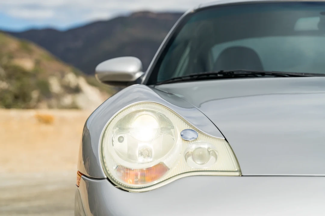 2002 Porsche 996 Carrera - Image 16 of 31
